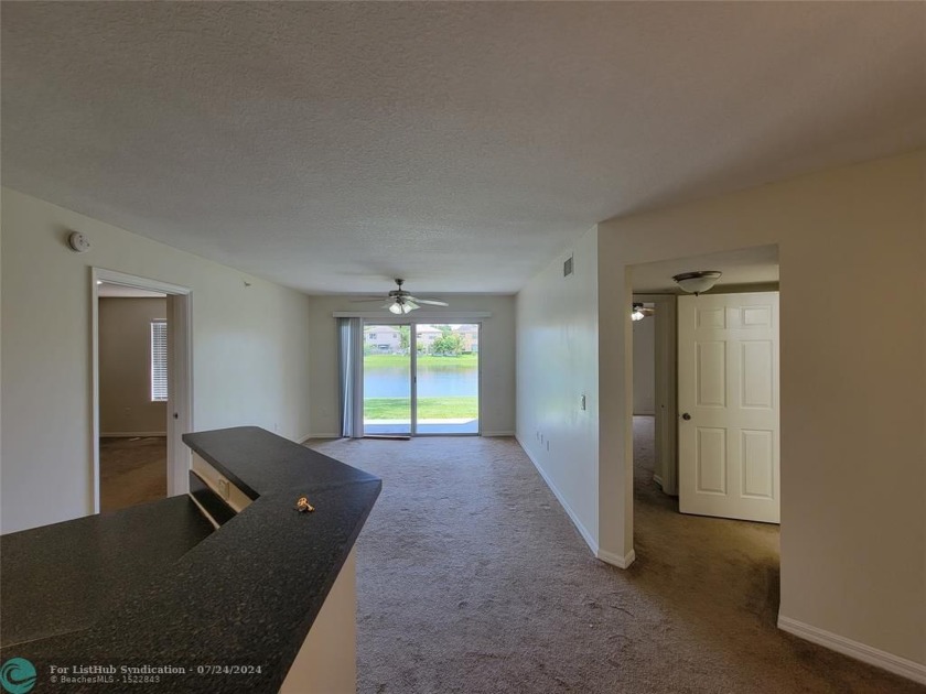 This beautiful condo is a must-see, located in the highly - Beach Condo for sale in West Palm Beach, Florida on Beachhouse.com