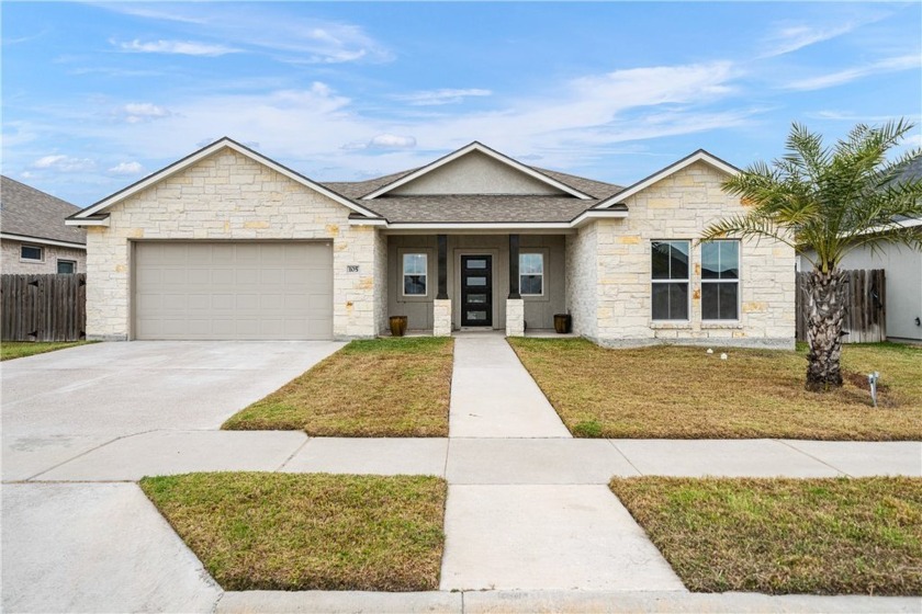 Enjoy fairway views of the ninth hole and North Shore Country - Beach Home for sale in Portland, Texas on Beachhouse.com