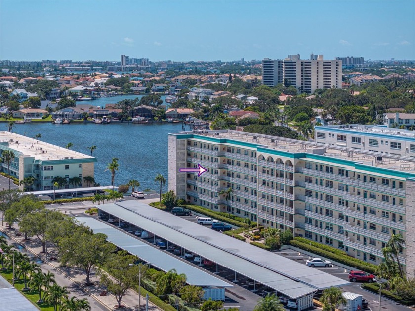 Welcome to this beautifully renovated 1-bedroom, 1-bathroom - Beach Condo for sale in Gulfport, Florida on Beachhouse.com