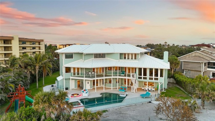Tucked at the end of a private cul-de-sac, beyond dual security - Beach Home for sale in Sarasota, Florida on Beachhouse.com