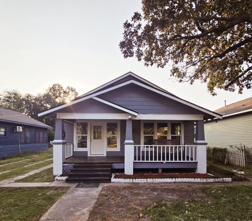 Discover your dream home in this stunning 3-bedroom, 2-bath - Beach Home for sale in Port Arthur, Texas on Beachhouse.com