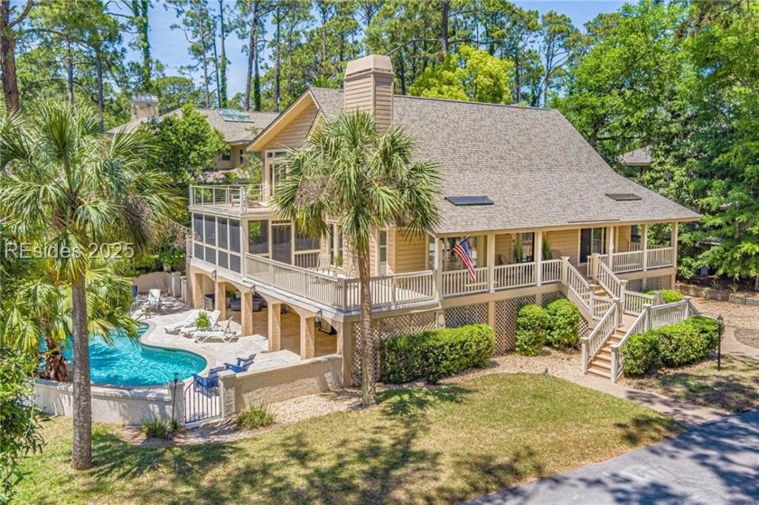 LOCATION!LOCATION!LOCATION! Living life in the Low Country only - Beach Home for sale in Hilton Head Island, South Carolina on Beachhouse.com