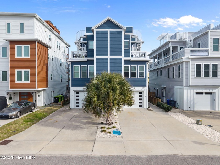 Located in the heart of Carolina Beach, just two blocks from the - Beach Townhome/Townhouse for sale in Carolina Beach, North Carolina on Beachhouse.com