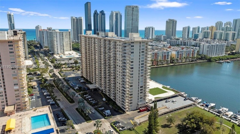 Nice renovated studio with water views, in the heart of Sunny - Beach Condo for sale in Sunny Isles Beach, Florida on Beachhouse.com