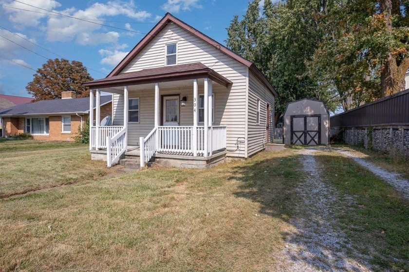 Two bedroom Bungalow located in the village of Linwood! Close to - Beach Home for sale in Linwood, Michigan on Beachhouse.com