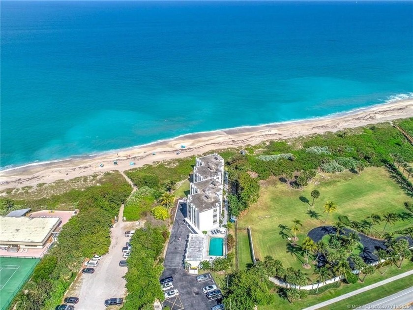 Stunning direct oceanfront 2/2 penthouse on Stuart Beach on - Beach Condo for sale in Stuart, Florida on Beachhouse.com