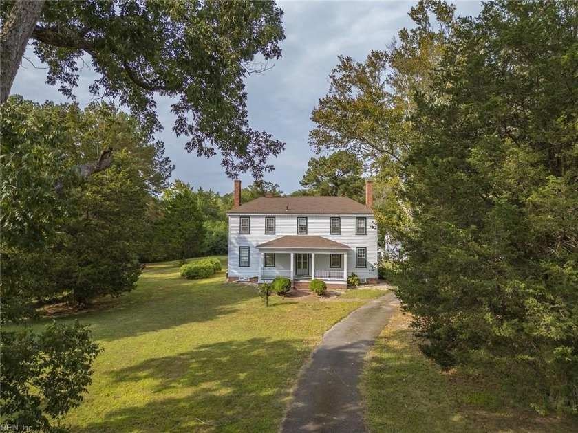 Discover a rare opportunity to own a historic home with endless - Beach Home for sale in Smithfield, Virginia on Beachhouse.com