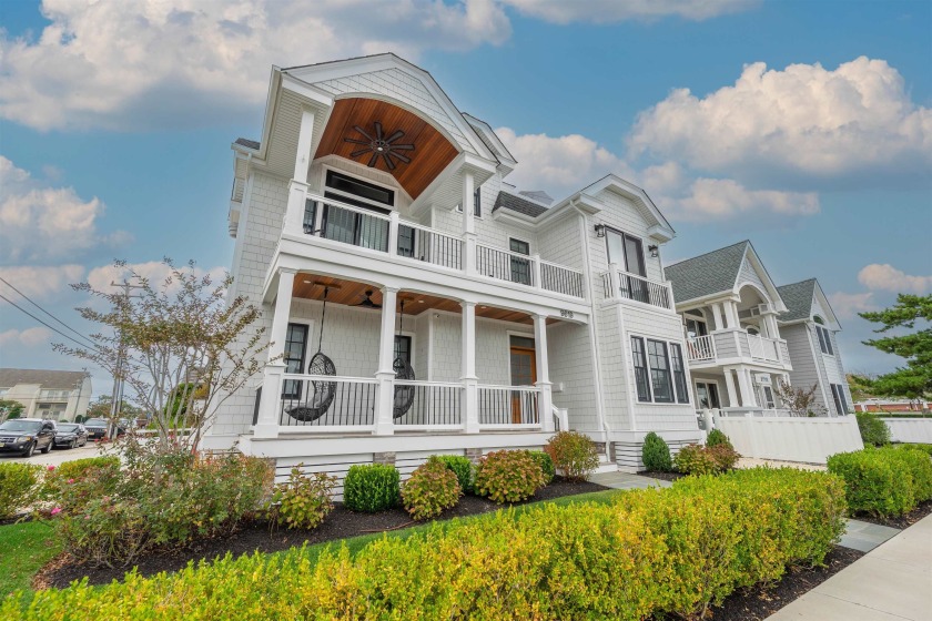 Welcome to your dream beach retreat, where sophistication and - Beach Home for sale in Stone Harbor, New Jersey on Beachhouse.com