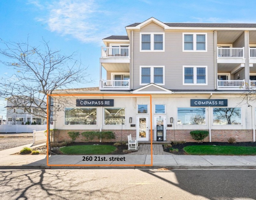 PRIME RETAIL/OFFICE SPACE AVALON, NJ Don't miss this incredible - Beach Commercial for sale in Avalon, New Jersey on Beachhouse.com