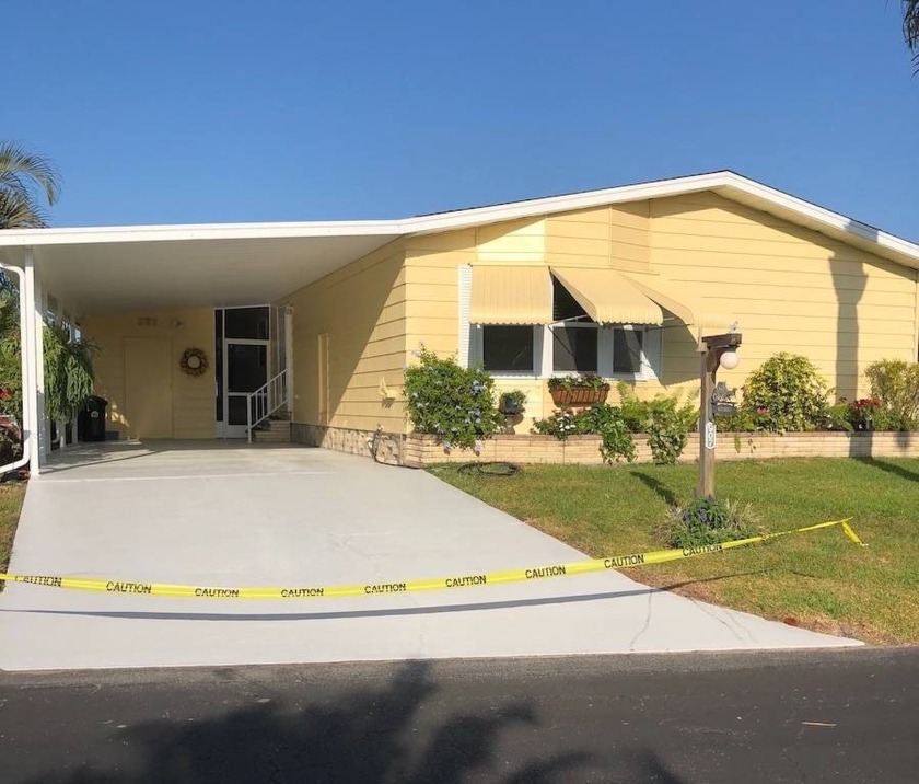 YOU GET SO MUCH MORE FOR YOUR MONEY THAN YOU WOULD WITH A TWO - Beach Home for sale in Palmetto, Florida on Beachhouse.com