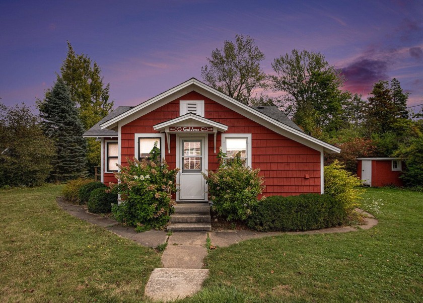 Here is your chance to own a beach cottage in South Haven/s very - Beach Home for sale in South Haven, Michigan on Beachhouse.com