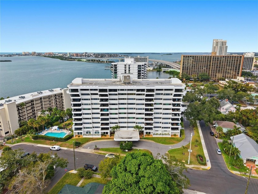 LIVE ON THE WATER WITHOUT PAYING THE PRICE OF FLOOD INSURANCE - Beach Condo for sale in Clearwater, Florida on Beachhouse.com