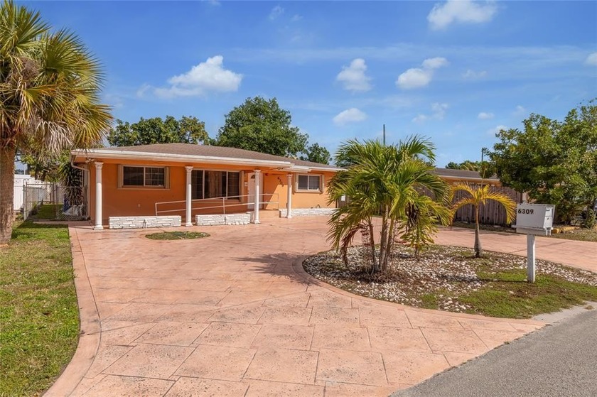 SINGLE FAMILY HOME with an exceptional opportunity to acquire a - Beach Home for sale in Miramar, Florida on Beachhouse.com