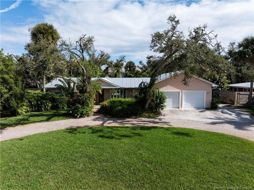 Opportunity knocks in the sought-after Bethel Creek - Beach Home for sale in Vero Beach, Florida on Beachhouse.com