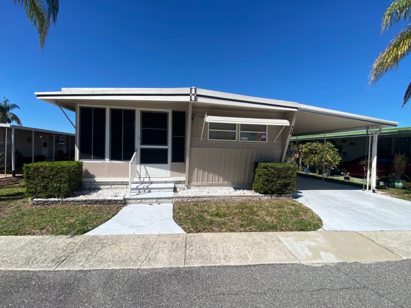 You can't beat the price, fully furnished waiting for you to - Beach Home for sale in Clearwater, Florida on Beachhouse.com