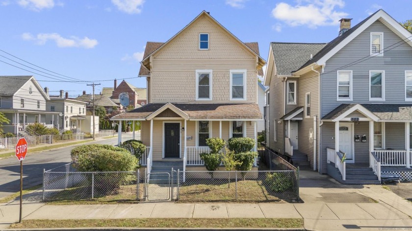 Welcome to 308 Park St, a charming single-family situated in the - Beach Home for sale in Bridgeport, Connecticut on Beachhouse.com