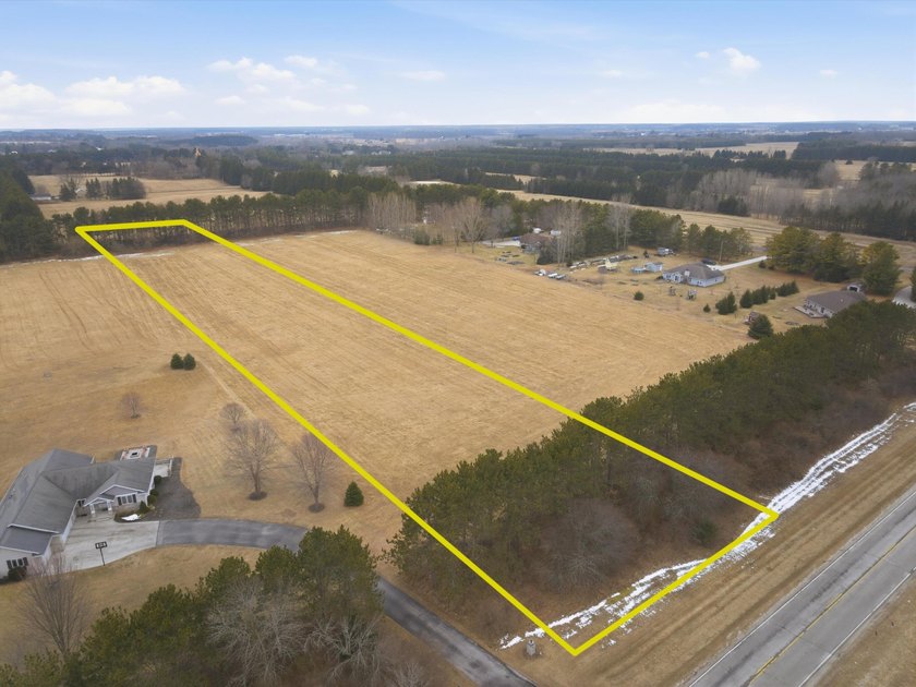 Pristine 4.325-acre buildable lot located on County Highway C in - Beach Acreage for sale in Manitowoc, Wisconsin on Beachhouse.com