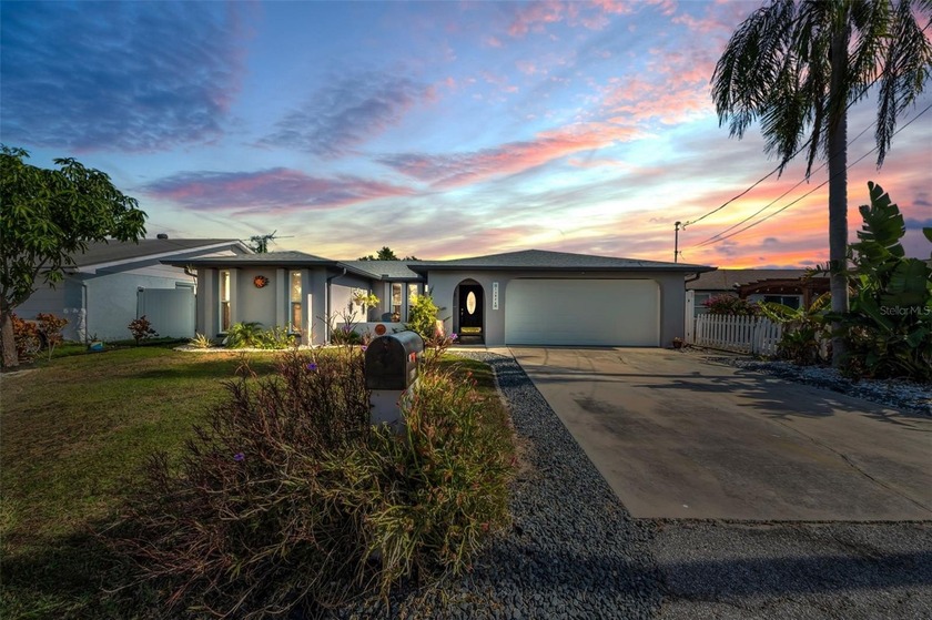 WOW DON'T MISS THIS BEAUTIFUL HOME!!!!! This three-bedroom - Beach Home for sale in Hudson, Florida on Beachhouse.com