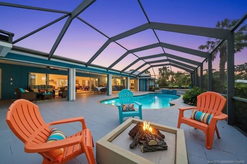 This 4BR/3BA CBS pool home sits on a private 1-acre cul-de-sac - Beach Home for sale in Palm City, Florida on Beachhouse.com