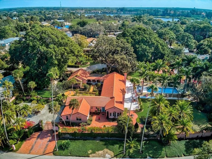 **ABSOLUTELY ONE OF A KIND!** An Incredible Estate expanded more - Beach Home for sale in Nokomis, Florida on Beachhouse.com