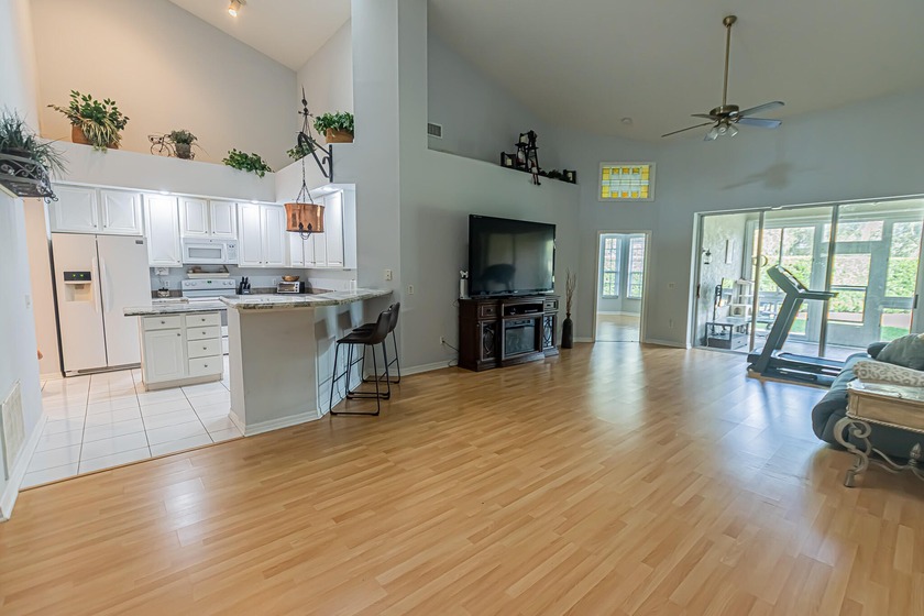 HARBOUR ISLES AT LAKE CHARLES! Beautiful 2-story 3BR/2.5BA/2CG - Beach Townhome/Townhouse for sale in Port Saint Lucie, Florida on Beachhouse.com