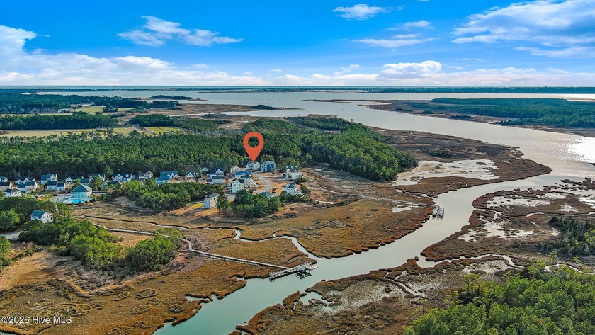This beautifully updated marshfront home is a true coastal - Beach Home for sale in Beaufort, North Carolina on Beachhouse.com