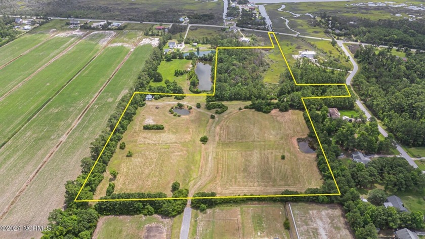 OH THE POSSIBILITIES!  This beautiful 17.5-acre parcel offers a - Beach Acreage for sale in Beaufort, North Carolina on Beachhouse.com