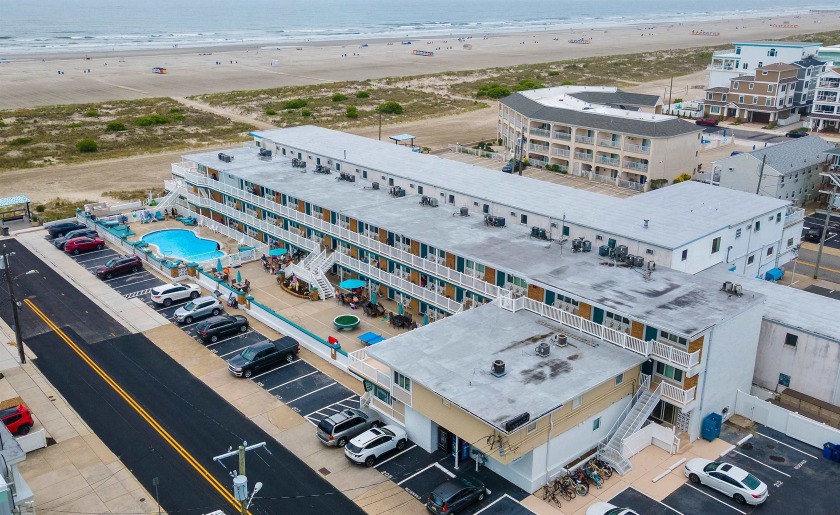 Rare opportunity to own a spacious 2 bedroom, 1 bath condo at - Beach Condo for sale in Wildwood Crest, New Jersey on Beachhouse.com