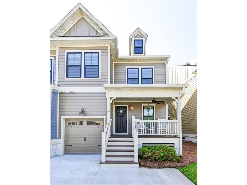 Stunning 3 Bedroom/ 2.5 Bathroom townhome in the charming NEW - Beach Home for sale in Hilton Head Island, South Carolina on Beachhouse.com