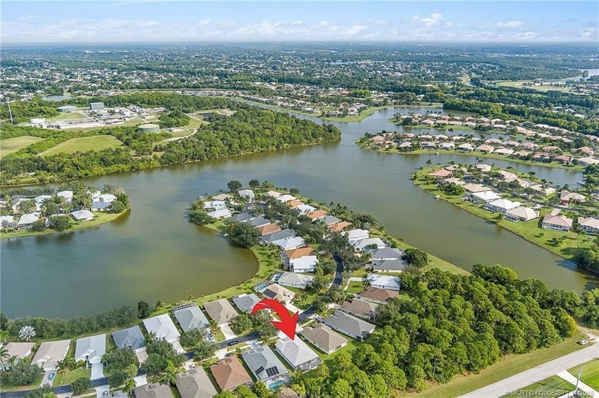 Beautifully maintained 3BR/2BA CBS home offers a bright, open - Beach Home for sale in Port Saint Lucie, Florida on Beachhouse.com