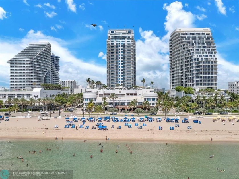 Condo hotel managed by the Hilton. Discover your tropical - Beach Condo for sale in Fort Lauderdale, Florida on Beachhouse.com