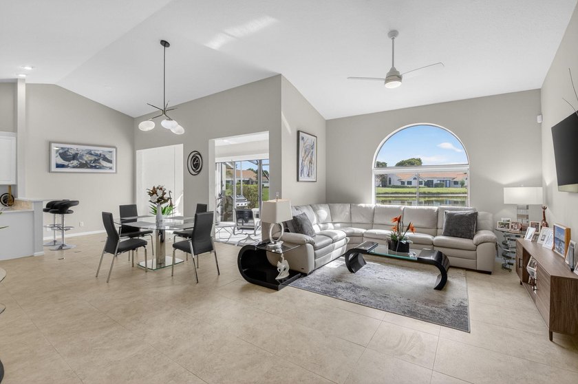 LEASE IMMEDIATELY! Buy your Aberdeen place now for retirement - Beach Home for sale in Boynton Beach, Florida on Beachhouse.com