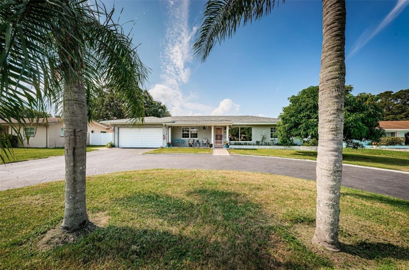 NO DAMAGE FROM EITHER HURRICANE! LOOK AT THIS SOLID BUILT HOME - Beach Home for sale in Clearwater, Florida on Beachhouse.com