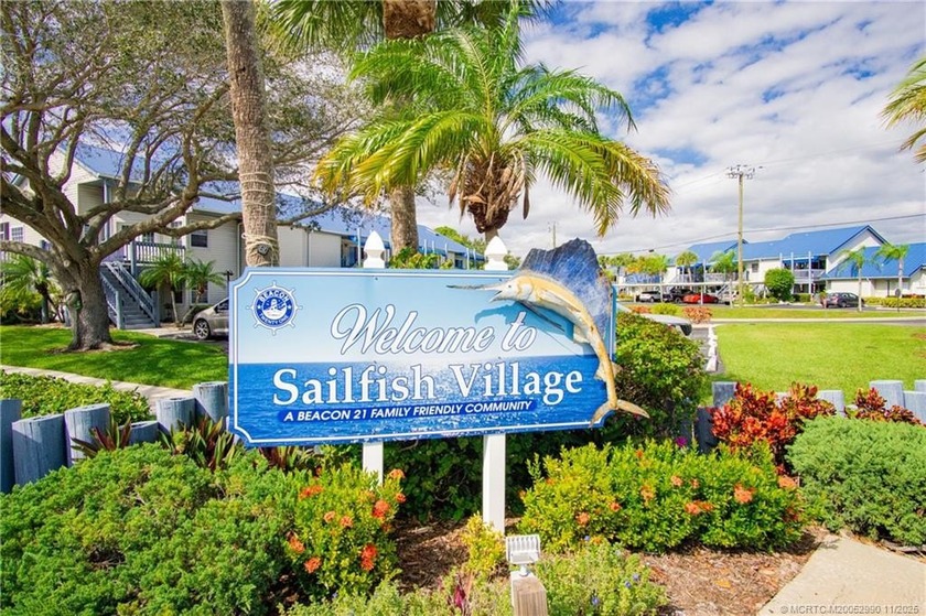 Move right in and start living the Florida lifestyle. This fully - Beach Condo for sale in Jensen Beach, Florida on Beachhouse.com