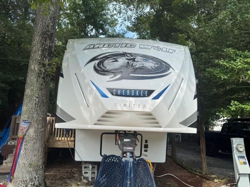 2021 Forest River Cherokee Arctic Wolf Fifth Wheel - Premier - Beach Home for sale in Erma, New Jersey on Beachhouse.com