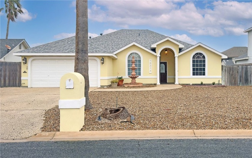 Gorgeous waterfront 3 bedroom, 2 bathroom island home located on - Beach Home for sale in Corpus Christi, Texas on Beachhouse.com