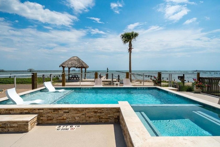 Fabulous waterfront property on historic Water Street.  This - Beach Home for sale in Rockport, Texas on Beachhouse.com