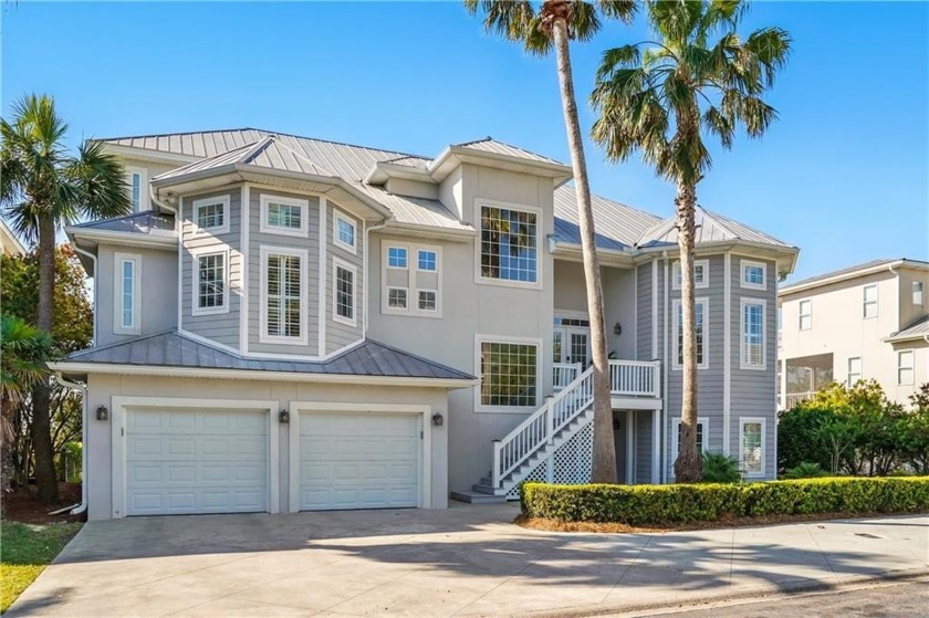 Awaken each morning to the stunning spectacle of a breathtaking - Beach Home for sale in Saint Simons, Georgia on Beachhouse.com