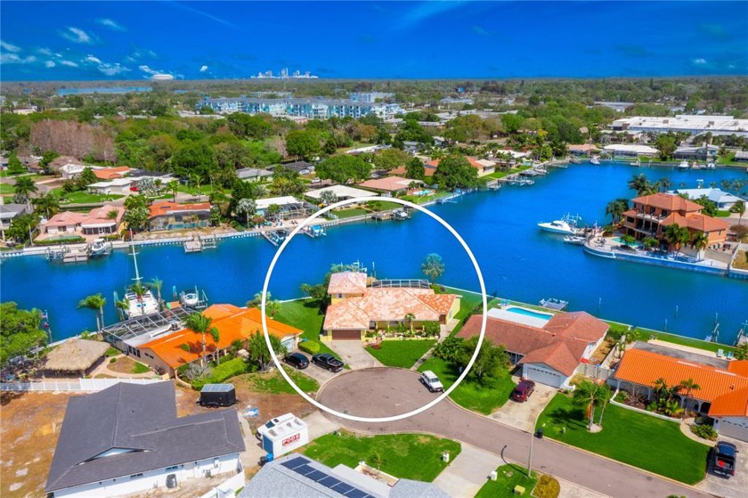 This rare property with 170 Foot of WATERFRONT is a Boater's - Beach Home for sale in St. Petersburg, Florida on Beachhouse.com