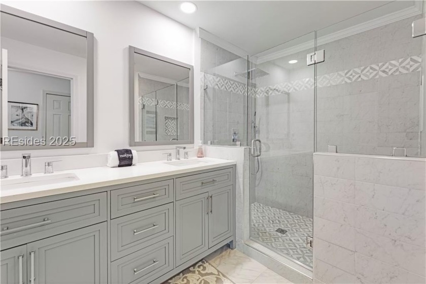 This beautifully updated 2 BR, 2 BA flat in the sought-after - Beach Condo for sale in Hilton Head Island, South Carolina on Beachhouse.com