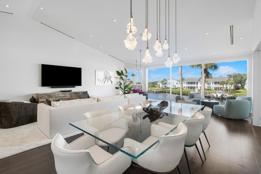 Stunning, fully renovated Harbor Home on a prime point lot in - Beach Condo for sale in Jupiter, Florida on Beachhouse.com