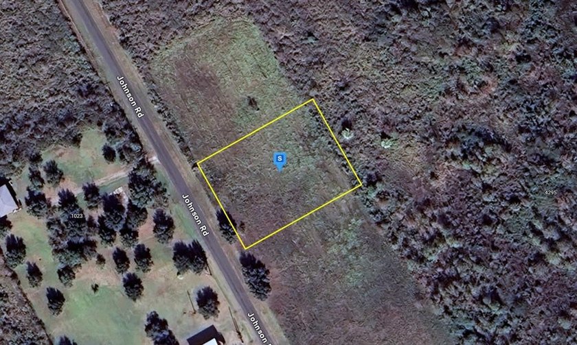 Located in Port Bolivar on the Bolivar Peninsula in Galveston - Beach Lot for sale in Port Bolivar, Texas on Beachhouse.com