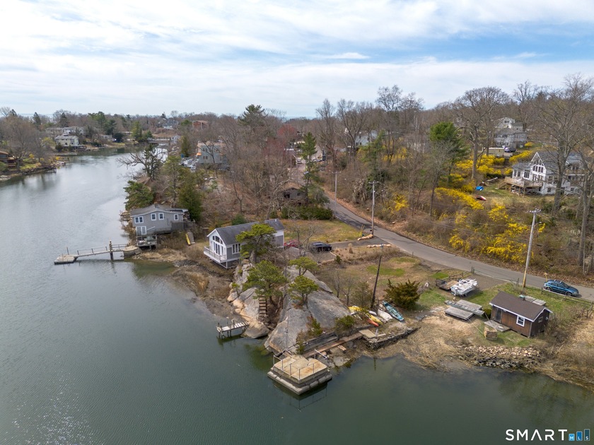 An exceptional opportunity to own a waterfront parcel along the - Beach Lot for sale in East Haven, Connecticut on Beachhouse.com