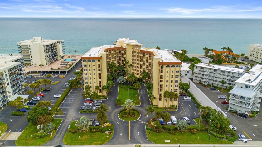 Best Deal in La Bonnie Vie!! Welcome to your slice of paradise! - Beach Condo for sale in Palm Beach, Florida on Beachhouse.com