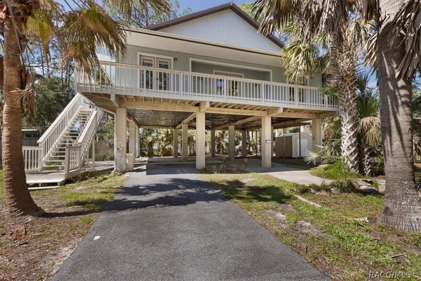 Discover the charm of Old Florida living in this 1994 stilt home - Beach Home for sale in Yankeetown, Florida on Beachhouse.com