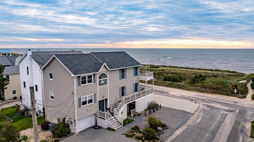 Welcome to 514 Baywyn Rd.!  Enjoy stunning, unobstructed views - Beach Home for sale in Cape May, New Jersey on Beachhouse.com