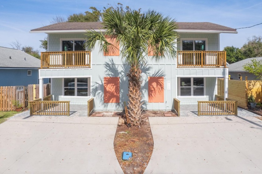 Newly Renovated 2,500 Sf Duplex Being Offered Fully Furnished - Beach Townhome/Townhouse for sale in St Augustine, Florida on Beachhouse.com