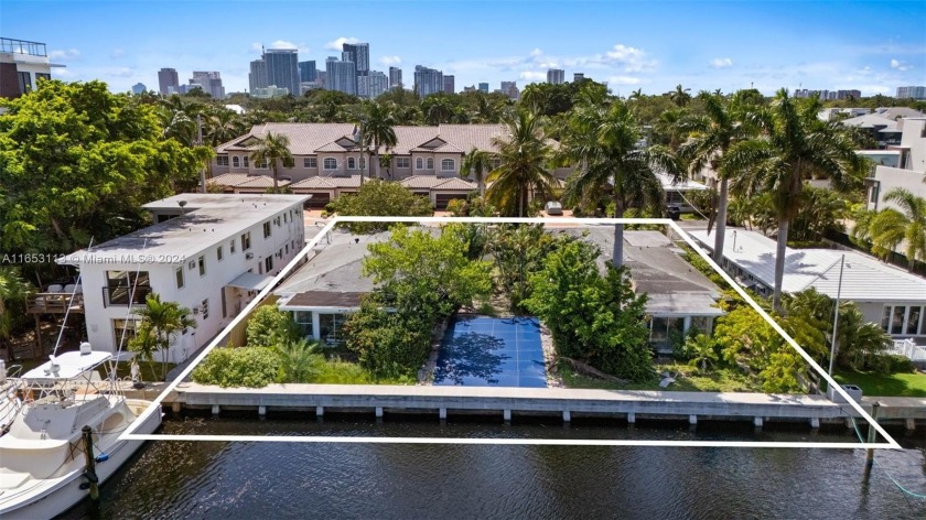 Discover a unique development opportunity at 94-96 Hendricks - Beach Home for sale in Fort Lauderdale, Florida on Beachhouse.com