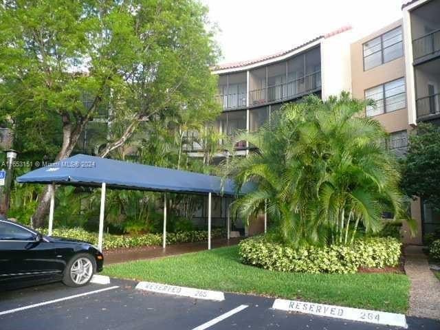 This beautifully updated unit offers breathtaking views of the - Beach Condo for sale in Hollywood, Florida on Beachhouse.com