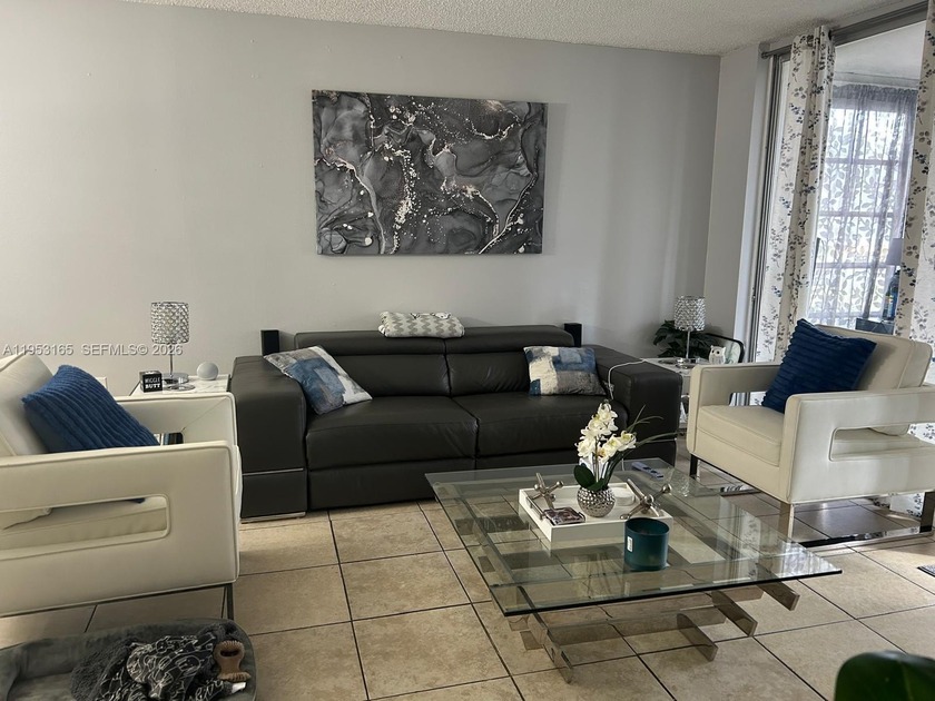 All ages condo! Already rented ! Start receiving income right - Beach Condo for sale in Tamarac, Florida on Beachhouse.com